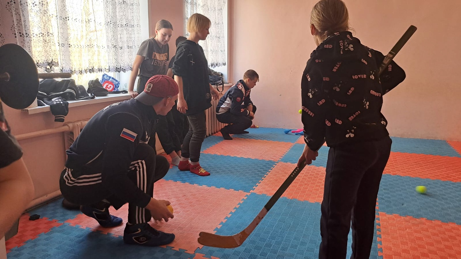 06.04.2024 в с. Новая Слобода Сосновского муниципального округа прошло спортивное мероприятие «Дети в спорте». Участи принимали Дети сотрудников ООО «Агрофирма «Жупиков»